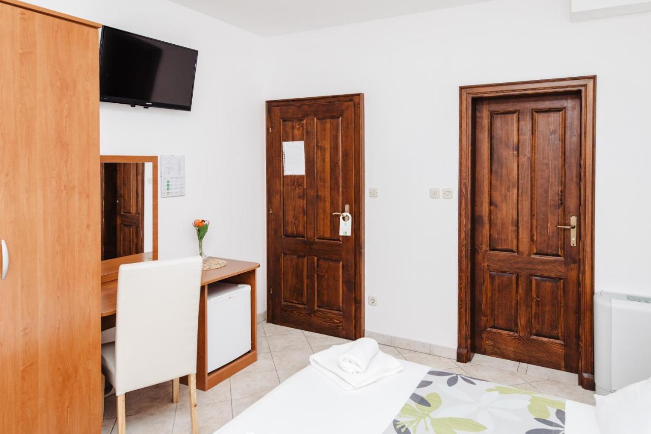 Hotel Diana 3*